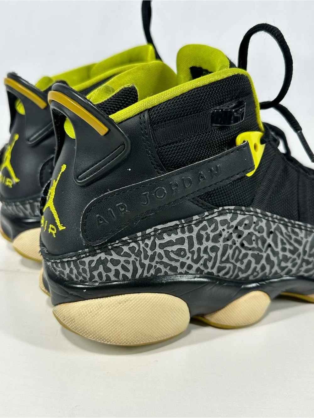 #370 Jordans 6 Rings Black/Venom Men’s Sz 8.5